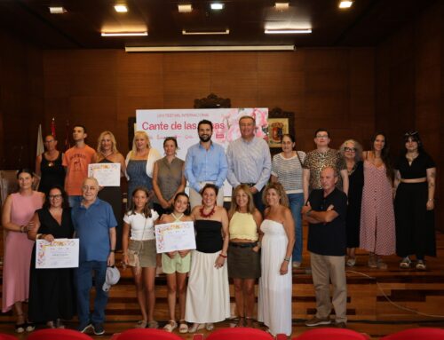La tienda de regalos de Flori Guerrero gana el II Concurso de Escaparatismo y Decoración del Cante de las Minas